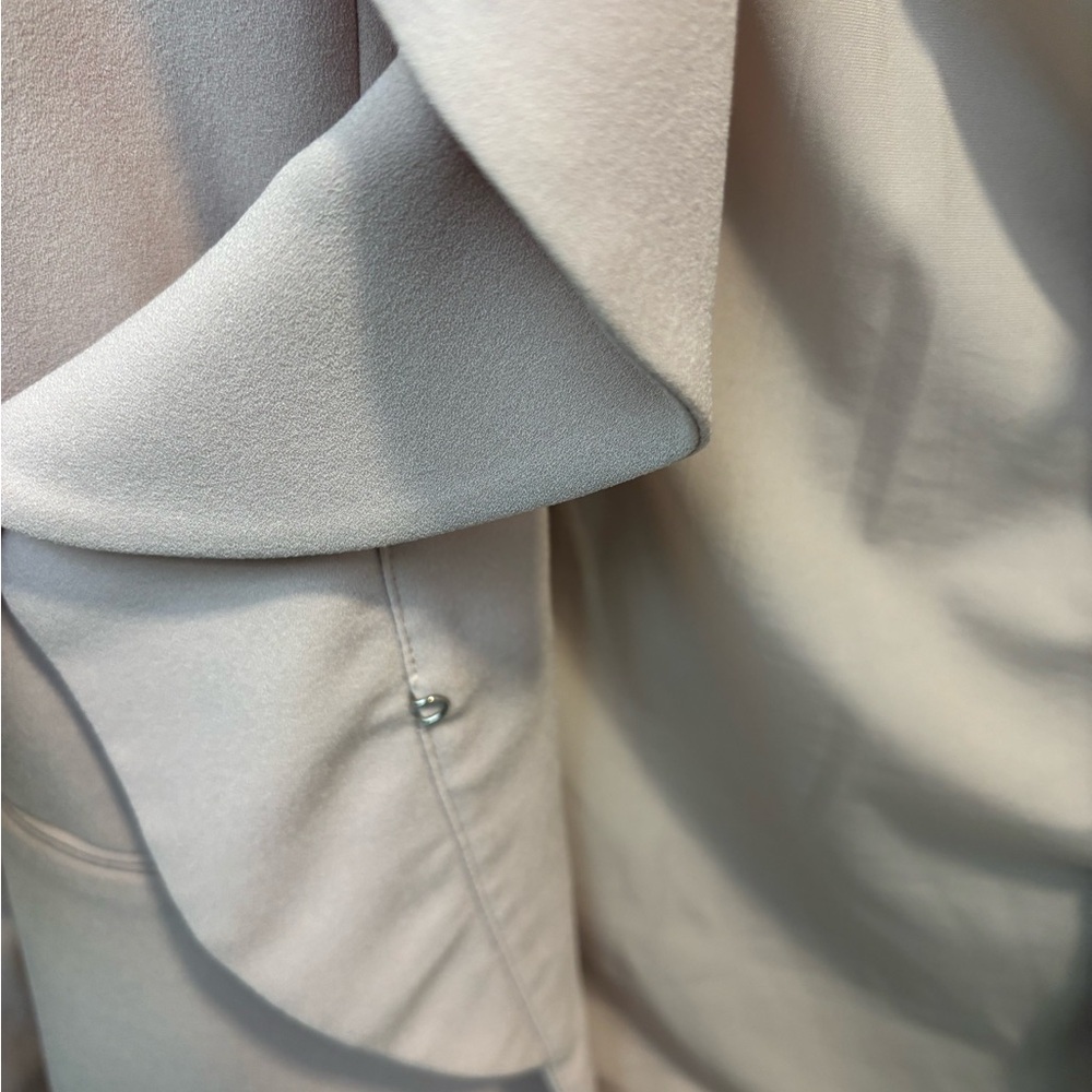 Elie Tahari Blush Pink Ruffle Front Blazer - Picture 3 of 5